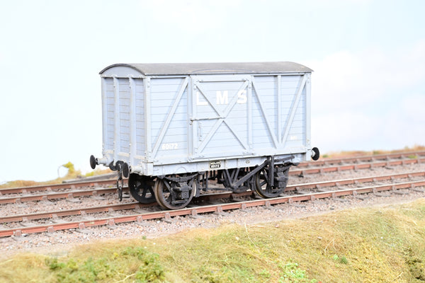 Kit Built O Gauge LMS Grey Sliding Door Covered Goods Van No.60172 - Unboxed