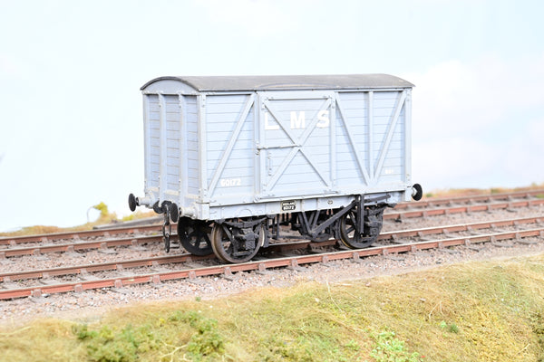 Kit Built O Gauge LMS Grey Sliding Door Covered Goods Van No.60172 - Unboxed