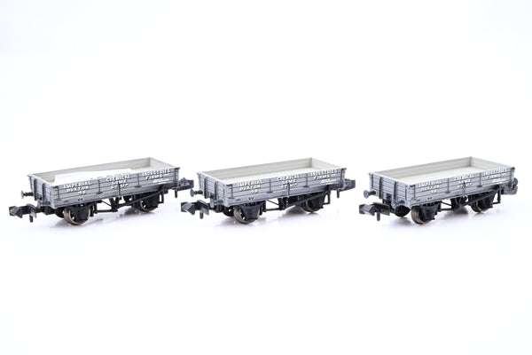 Graham Farish N Gauge Rake of 3 377-500 'Imperial Chemical Industries, Buxton Lime' 3-Plank Open Wagons No.48 - Unboxed