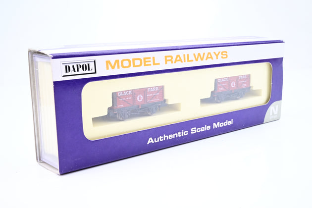 Dapol N Gauge NB-912 Pack of 2 'Black Park' 7-Plank Open Wagons w/ Loads No.324 & 2024 - Limited Edition, Boxed