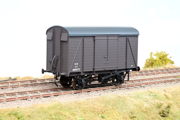 Dapol O Gauge 7F-069-001 Southern Black 12T Covered Goods Van No.48977 - Boxed