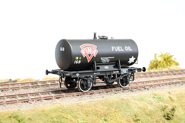 Dapol O Gauge 7F-063-002 Fina Black Class B Anchor Mounted Tank Wagon No.168 - Boxed