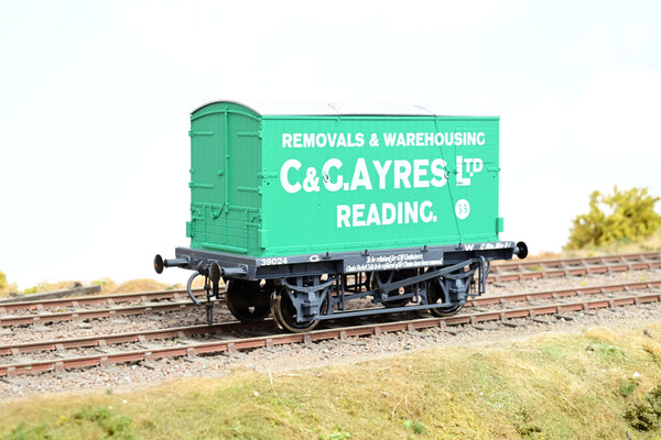 Dapol O Gauge 7F-037-012 GWR Dark Grey Conflat w/ C&G Ayres Ltd Container No.39024 - Boxed