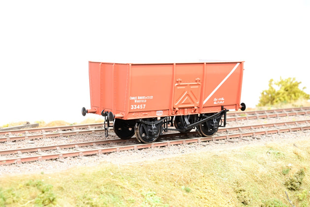 Dapol O Gauge 7F-041-002 'Charles Roberts & Co.' Bauxite 14T Slope Sided Mineral Tank Wagon No.33457 - Boxed