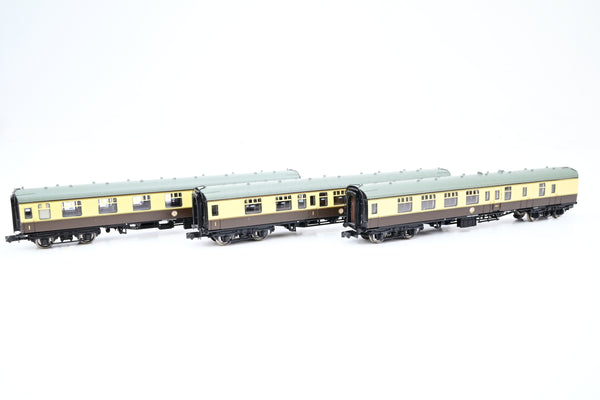 Graham Farish N Gauge Rake of 3 BR(W) Mk1 Coaches, FK, CK, BSK Chocolate & Cream - Unboxed