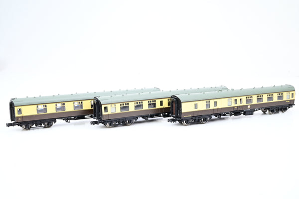 Graham Farish N Gauge Rake of 3 BR(W) Mk1 Coaches, FK, CK, BSK Chocolate & Cream - Unboxed