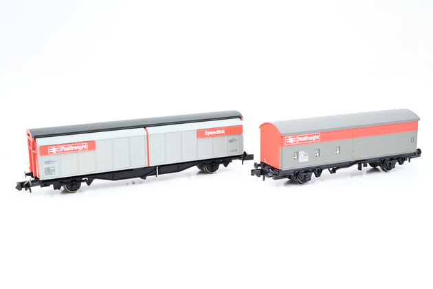 Graham Farish N Gauge Rake of 2 Railfreight Vans, VBA & VGA - Unboxed