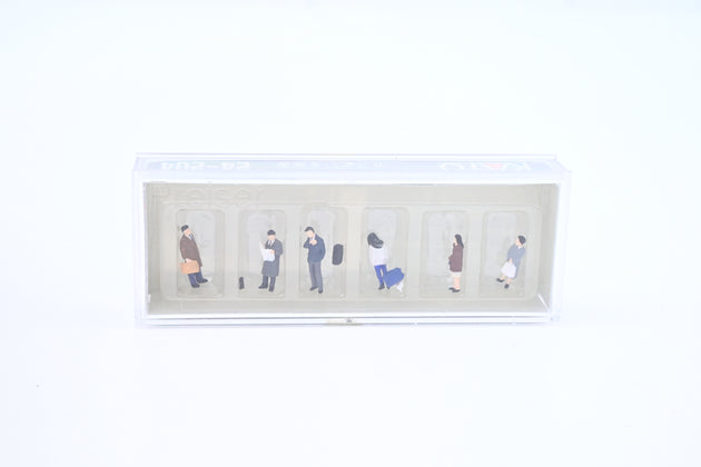 Kato N Gauge 24-204 Set of Japanese Standing Passengers (6) - Boxed