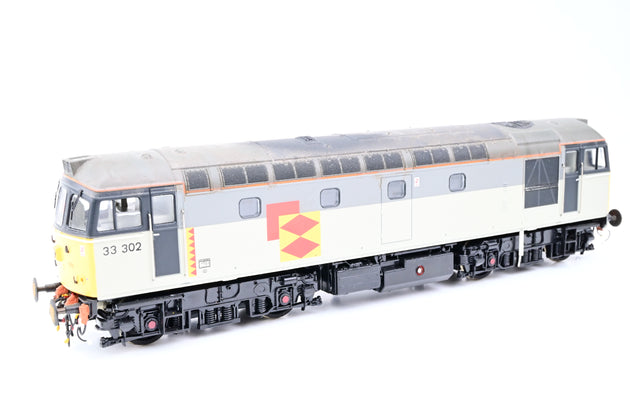 Heljan OO Gauge BR Railfreight Distribution Class 33 No.33302 - Aftermarket Box