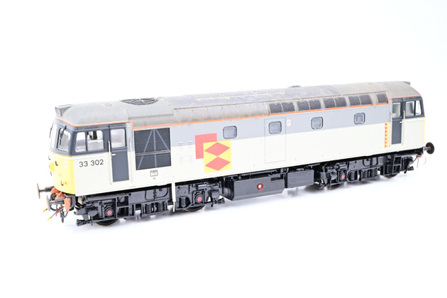 Heljan OO Gauge BR Railfreight Distribution Class 33 No.33302 - Aftermarket Box