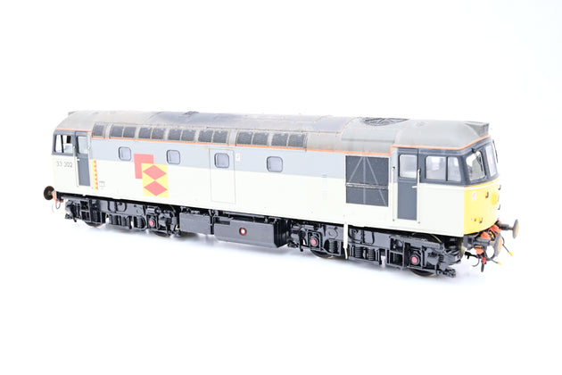Heljan OO Gauge BR Railfreight Distribution Class 33 No.33302 - Aftermarket Box