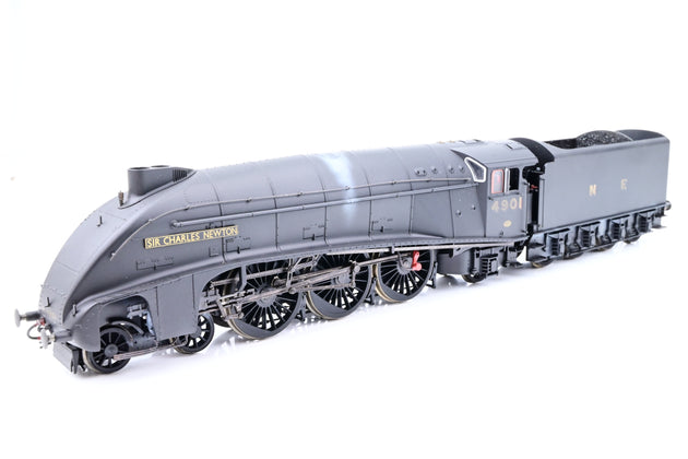 Hornby OO Gauge NE Black Class A4 No.4901 'Sir Charles Newton' - Weathered, Aftermarket Box