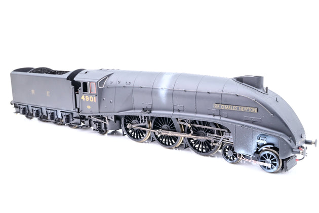 Hornby OO Gauge NE Black Class A4 No.4901 'Sir Charles Newton' - Weathered, Aftermarket Box