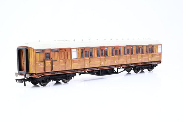 Hornby OO Gauge R4826 LNER 61ft 6in Corridor Brake Composite Coach No.32557 - Boxed