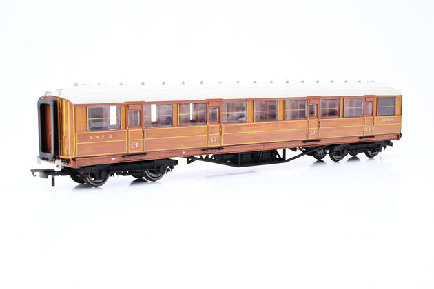 Hornby OO Gauge R40453 LNER Gresley Corridor 3rd Class Coach No.31869 - Boxed