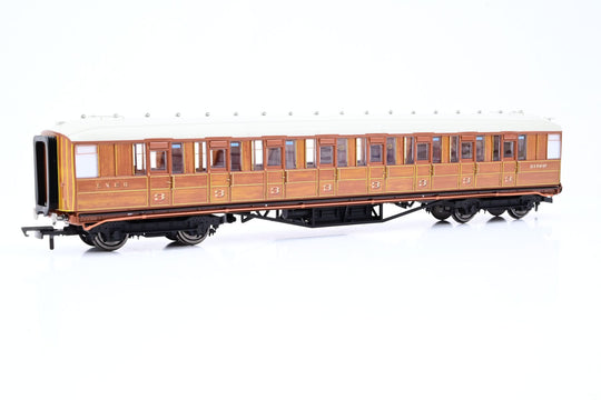 Hornby OO Gauge R40453 LNER Gresley Corridor 3rd Class Coach No.31869 - Boxed