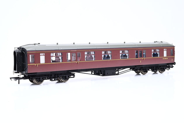Hornby OO Gauge R4412 BR Hawksworth Composite Class Maroon Coach No.W7799W - Boxed