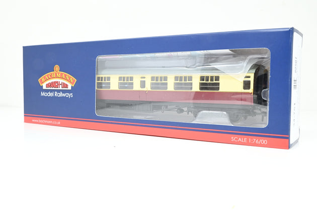 Bachmann OO Gauge 34-751 SR Bullied Coposite Corridor 15" Vents BR Crimson & Cream No.S586S - Boxed