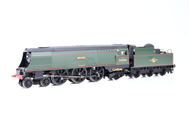 Hornby OO Gauge R2218 BR Green West Country Class No.34041 'Wilton' - Boxed