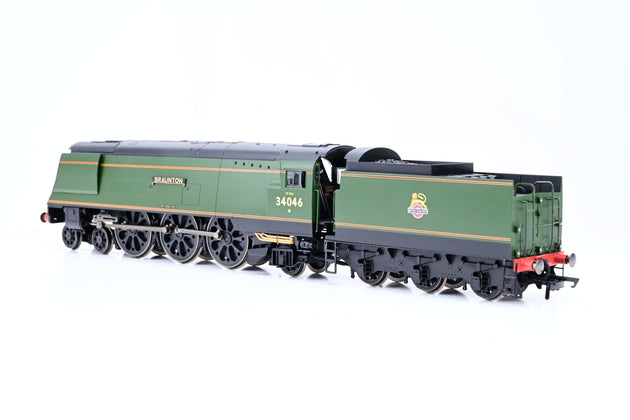 Hornby OO Gauge R30114 BR Green West Country Class No.34046 'Braunton'