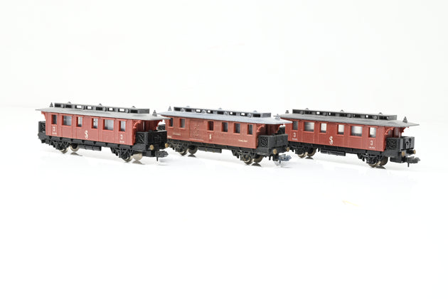 Lima N Gauge Rake of 3 Swedish Railways 3rd Class & Baggage Post 4 Wheel Coaches - Unboxed