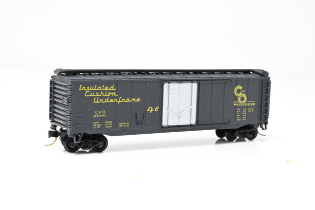 Micro Trains N Gauge C&O Insulated Box Car No.23000 - Boxed