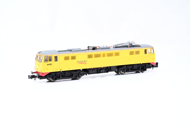 Dapol N Gauge Network Rail Yellow Class 86 No.86902 - Unpowered Dummy, Split from Train Pack, Boxed