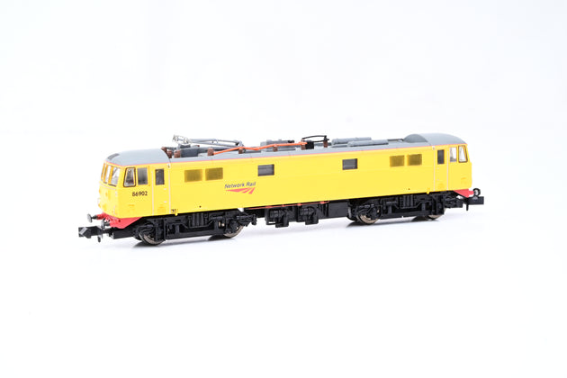 Dapol N Gauge Network Rail Yellow Class 86 No.86902 - Unpowered Dummy, Split from Train Pack, Boxed