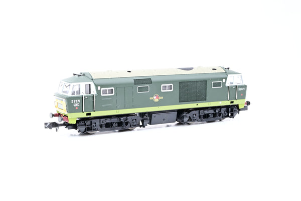 Dapol N Gauge 2D-018-012 BR Green Class 35 Hymek No.D7071 - Boxed