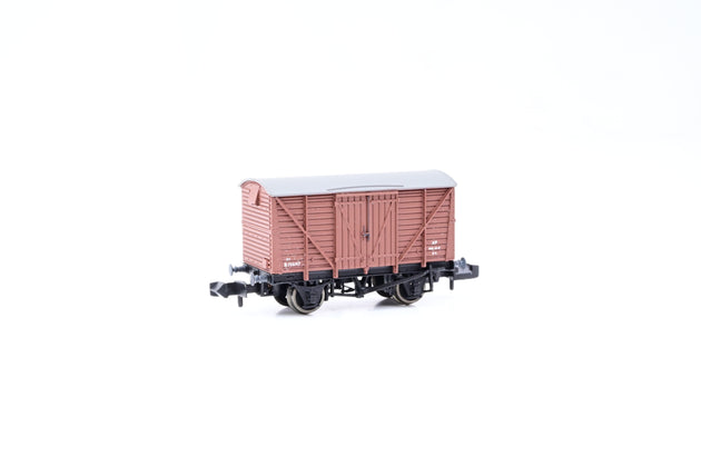 Graham Farish N Gauge 373-700A BR Bauxite 12T Ventilated Covered Van w/ Planked Sides No.B755197 - Boxed