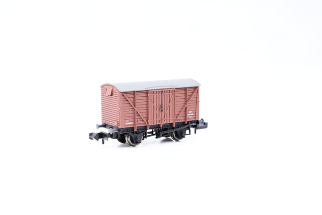 Graham Farish N Gauge 373-700A BR Bauxite 12T Ventilated Covered Van w/ Planked Sides No.B755197 - Boxed