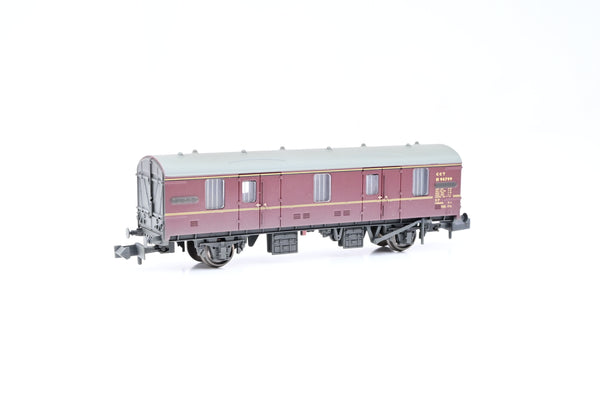 Graham Farish N Gauge 374-641 BR Maroon Mk1 CCT Covered Carriage Truck No.M94799 - Factory Weathered, Boxed