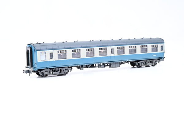 Graham Farish N Gauge 374-062D BR Blue & Grey Mk1 SK Corridor Second Coach No.E25898 - Factory Weathered, Boxed
