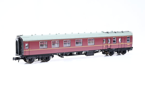 Graham Farish N Gauge 374-084B BR Maroon Mk1 BCK Brake Corridor Composite Coach No.M21195 - Boxed