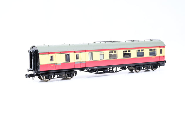 Graham Farish N Gauge 374-826A BR Crimson & Cream Stanier Brake Second Coach No.M5772M - Boxed