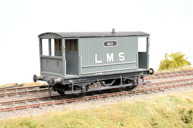 Kit Built O Gauge LMS 20 Ton 4 Wheel brake No.623 - Unboxed (Etched Brass)