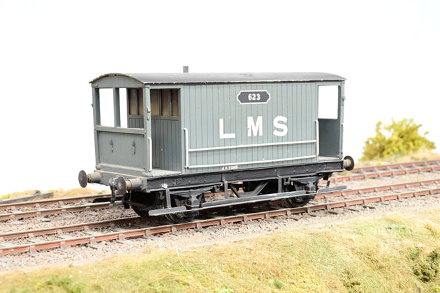 Kit Built O Gauge LMS 20 Ton 4 Wheel brake No.623 - Unboxed (Etched Brass)