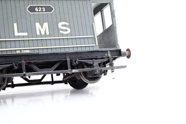 Kit Built O Gauge LMS 20 Ton 4 Wheel brake No.623 - Unboxed (Etched Brass)