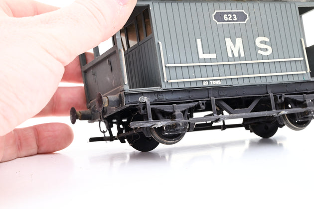 Kit Built O Gauge LMS 20 Ton 4 Wheel brake No.623 - Unboxed (Etched Brass)
