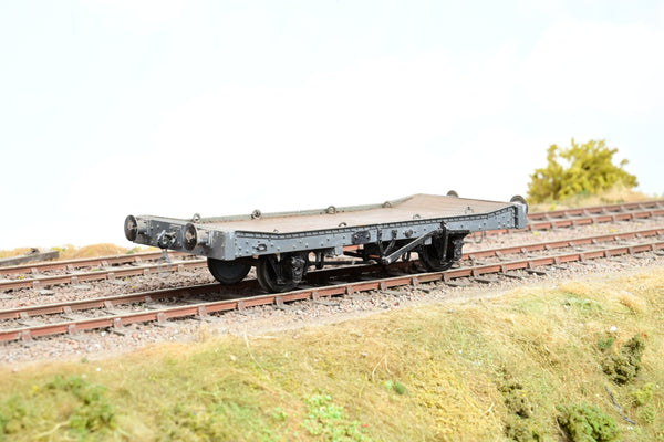 Kit Built O Gauge 4 Wheel Lowmac Wagon - Unboxed