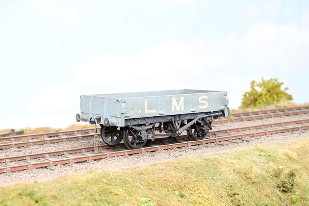 Kit Built O Gauge LMS 3 Plank Open Wagon No.110299 - Unboxed