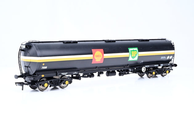 Bachmann OO Gauge 38-221 Shell BP Black 100T TEA Bogie Tank Wagon No.7500 - Boxed