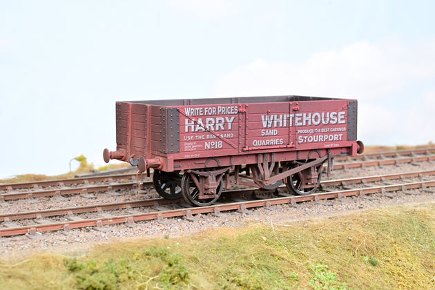 Dapol O Gauge 7mm 7F-051-044W 5 Plank Open Wagon Harry Whitehouse No.18 - Factory Weathered, Boxed