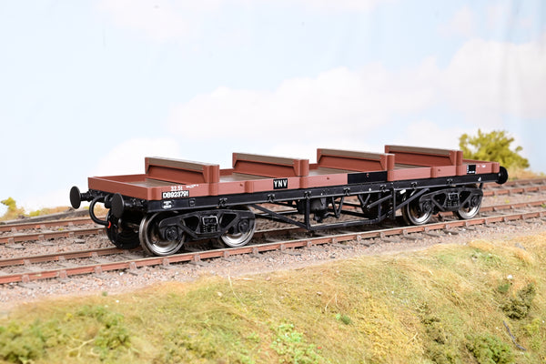 Dapol O Gauge 7mm 7F-061-005 Bogie Bolster Wagon E BR Bauxite TOPS YRV S&T No.923791- Boxed