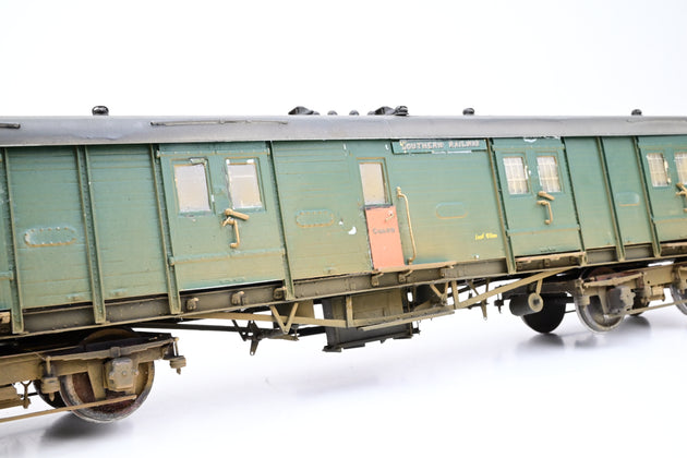 Kit Built O Gauge BR (SR) Green 50ft Bogie Guards' Van No.S5618S - Boxed