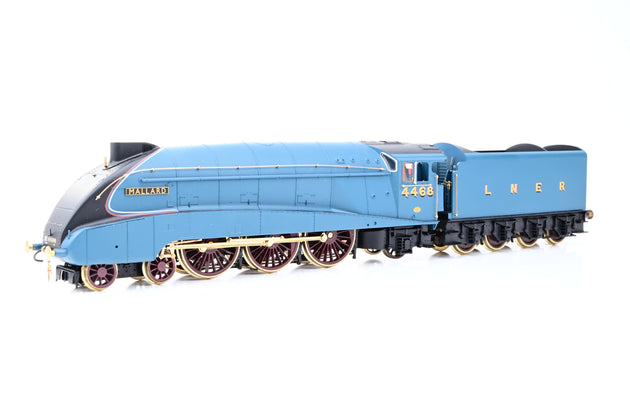 Hornby OO Gauge R2684 A4 Mallard 70th Anniversary Limited Edition Gold Plated - DCC Fitted, Boxed
