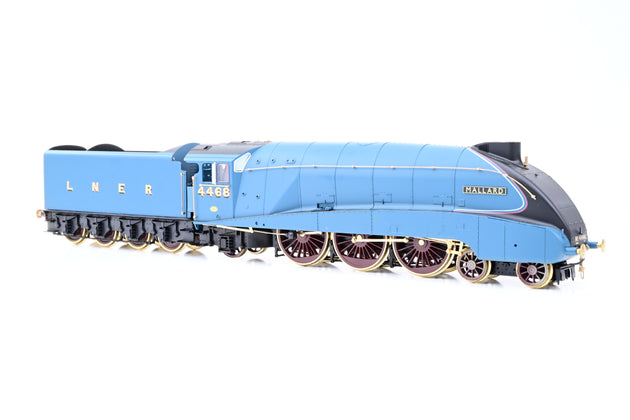 Hornby OO Gauge R2684 A4 Mallard 70th Anniversary Limited Edition Gold Plated - DCC Fitted, Boxed