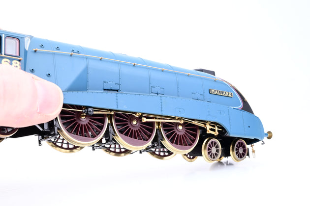 Hornby OO Gauge R2684 A4 Mallard 70th Anniversary Limited Edition Gold Plated - DCC Fitted, Boxed