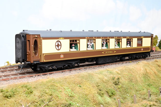 Kit Built O Gauge Rake of 4 Pullman Umber & Cream Coaches '67', '75', '80' & 'Agatha' - Unboxed