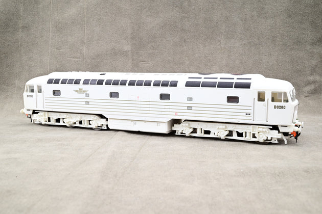 Heljan OO Gauge 4005 BRCW 'Lion' Prototype Diesel Grey Livery No.D0260 - Boxed